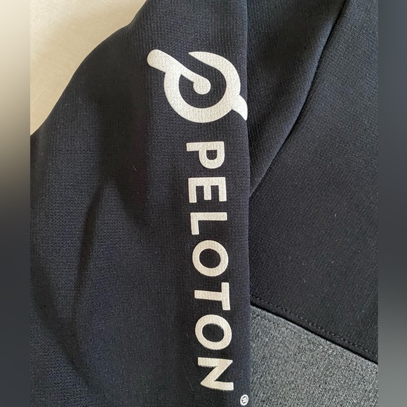 Peloton Full Zip Hoodie / Jacket - Picture 2 of 9